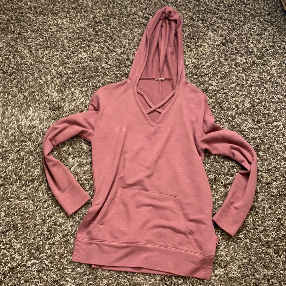 Long sleeves, with hood